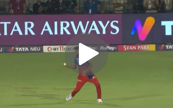 [Watch] Siraj Nearly Averts A Disaster As His Juggling Catch Wraps Up GT To 147 Runs